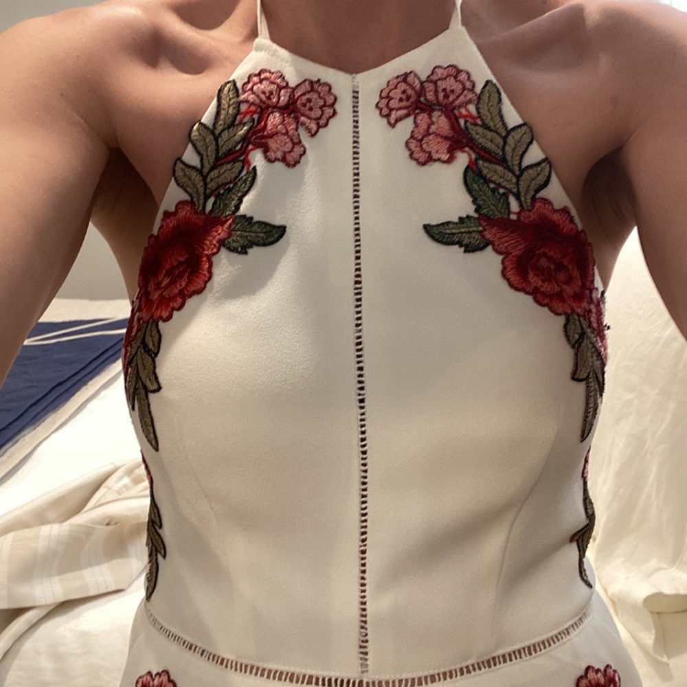 Lotus jumpsuit - Picture 3 of 5